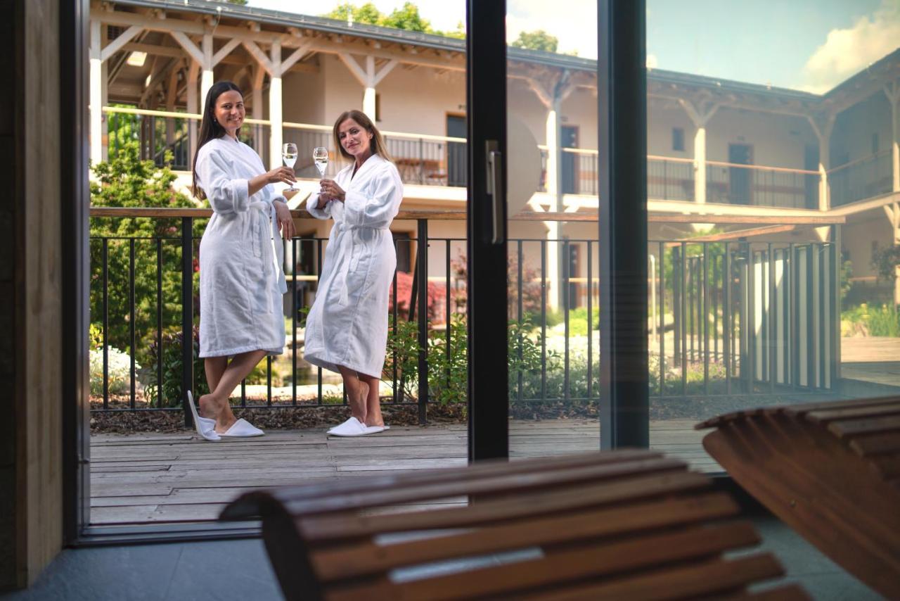 Penzion & Wellness Meridiana Bojnice Rezort Esterno foto
